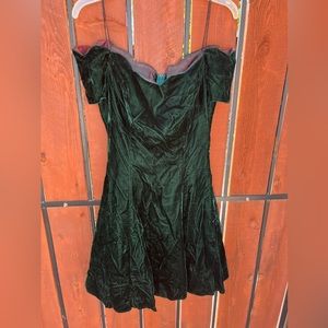 Vintage Roberta Crushed Velvet Emerald Green Dress